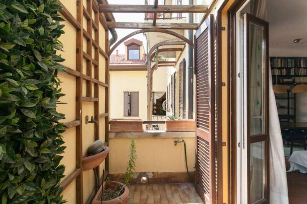 Porta Ticinese Cozy Apartment Con Balcone Милан Экстерьер фото